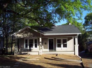 706 Hawthorne Rd, Winston Salem, NC 27103