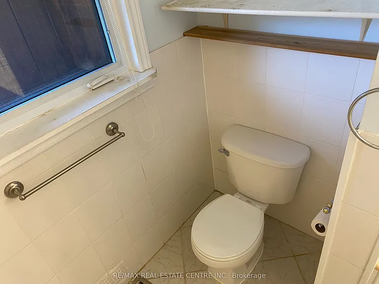 29 Victoria St — Photo 11