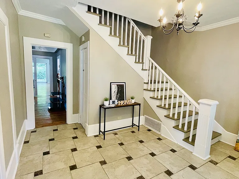 1308 Greenville St #7 — Photo 7