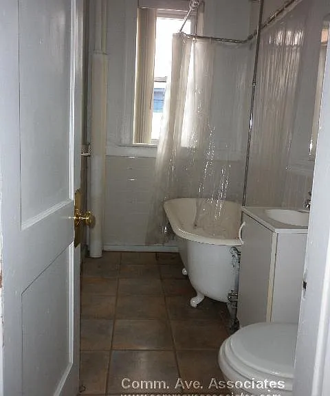 520 Cambridge St #3A — Photo 2