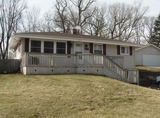 26607 Oakridge Dr, Wind Lake, WI 53185