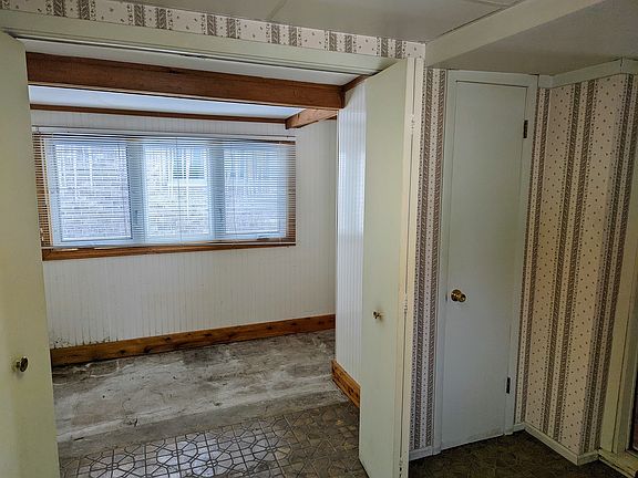 2nd image of 5109 Oak Center Dr