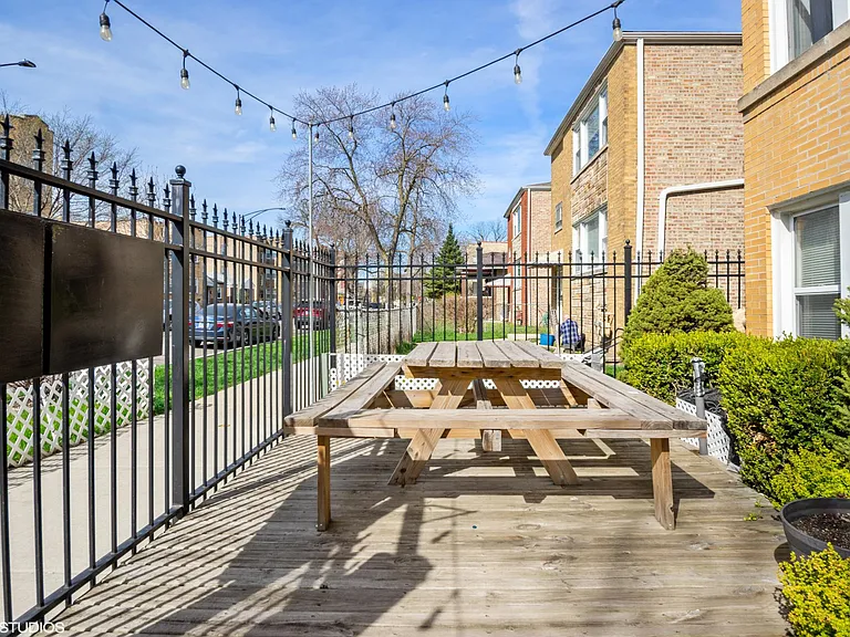 3728 W Wilson Ave #1 — Photo 2