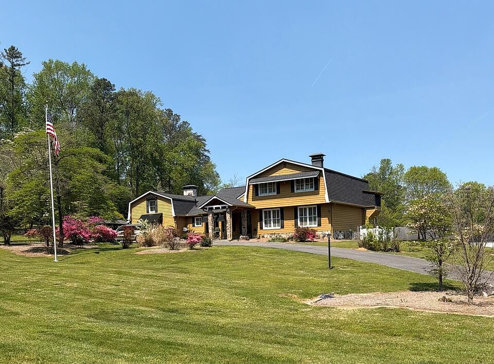 1st image of 1914 Tiffany Ln