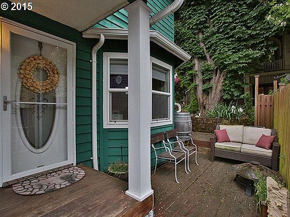2nd image of 520 SE 59th Ct