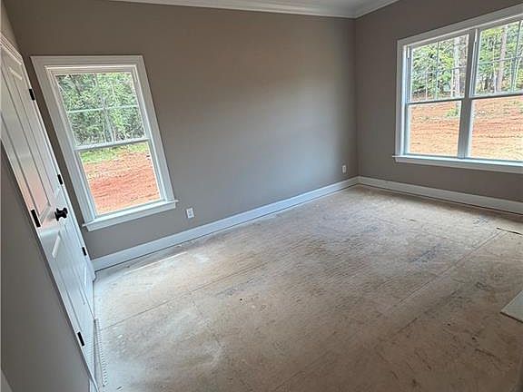 3rd image of 4564 Kimesville Rd