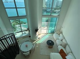 300 S Biscayne Blvd