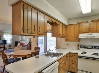 7806 36th Ave #A, Kenosha, WI 53142