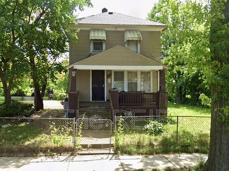 15906 Alden St — Photo 1