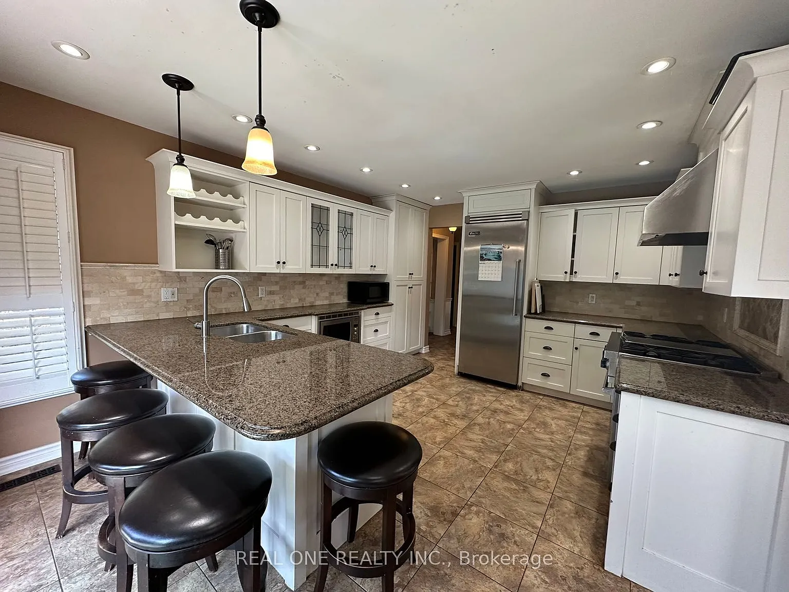 5 bed, $4,800 — Photo 4