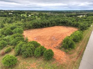 30 Oak Park, Guthrie, OK 73044