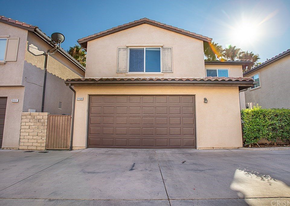 1st image of 21109 Avenida De Sonrisa