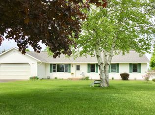 903 S Rusch Rd, Traverse City, MI 49696