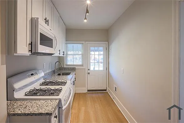 6426 Odonnell St — Photo 24