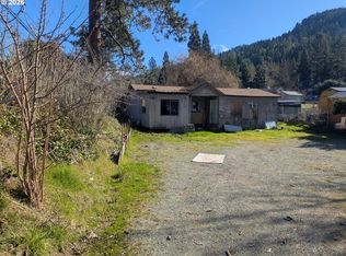 301 B Ave, Canyonville, OR 97417