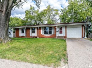 728 Westerfield Rd, Davenport, IA 52806