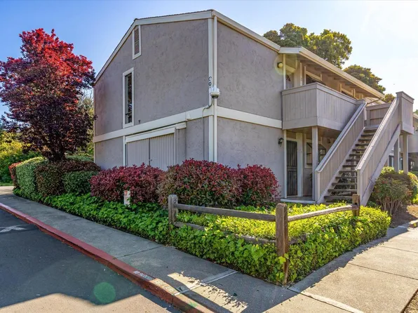 900 SOUTHAMPTON Road #2, Benicia, CA 94510