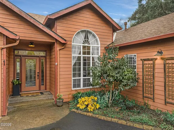 2470 NE Voyage Loop, Lincoln City, OR 97367