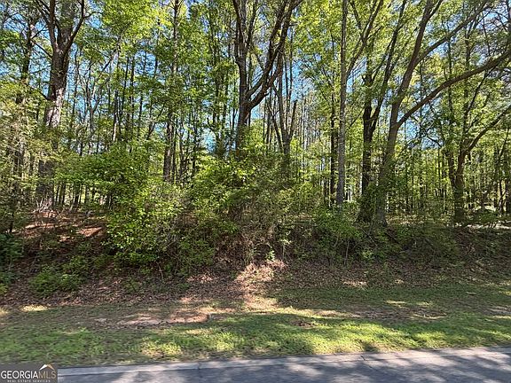 5th image of Roberts Quarters Rd
