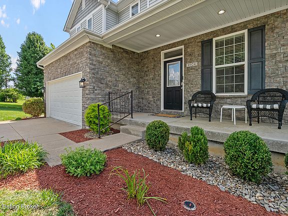 2nd image of 8924 Meadow Sweet Way