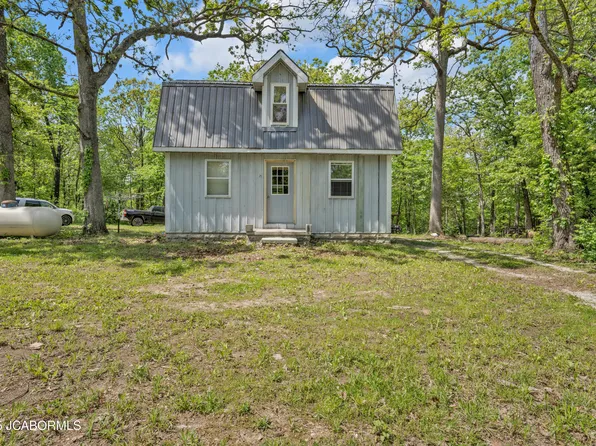 25 Burr Oak Rd, Eldon, MO 65026