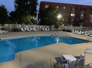 1919 S Wolf Rd APT 123, Hillside, IL 60162