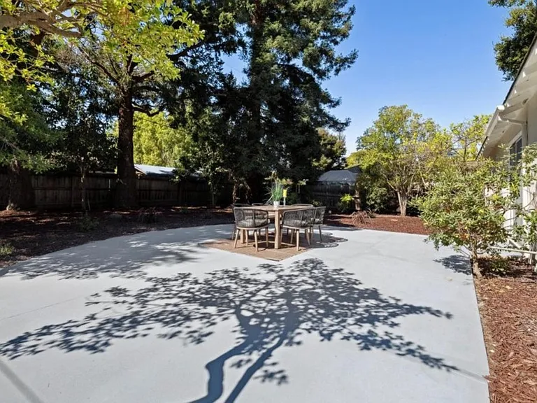4052 Campana Dr — Photo 14