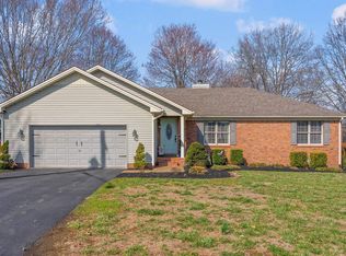 1407 Oak Tree Ct, Hopkinsville, KY 42240