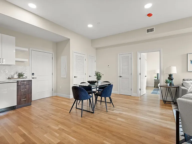 16 Taber St #203 — Photo 6