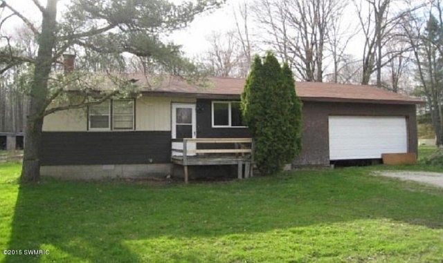 1st image of 13845 Long Lake Dr NE