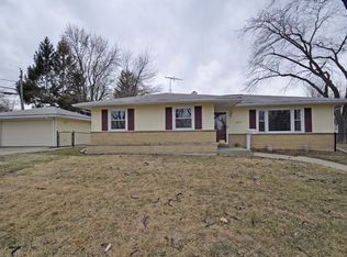 3410 Newcastle Rd, Waukegan, IL 60087