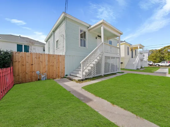 2015 36th St, Galveston, TX 77550