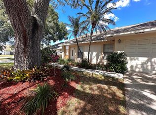 1523 High Knoll Dr, Brandon, FL 33511