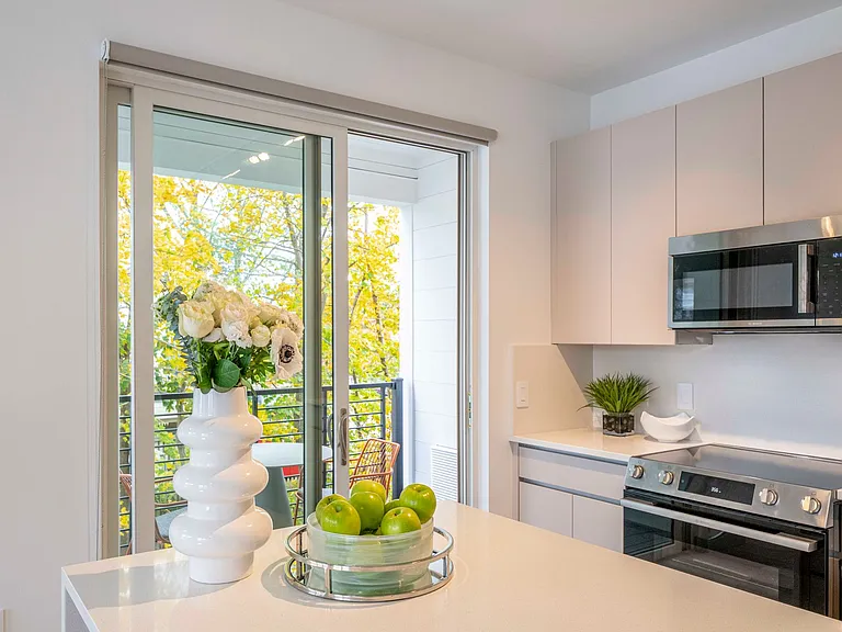 Wilton Center Lofts — Photo 10