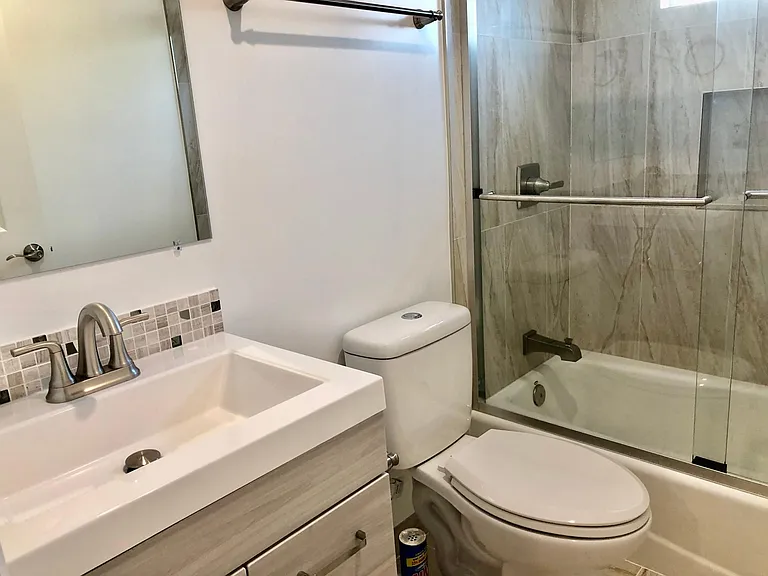 2548 Mayflower Ave #B — Photo 67