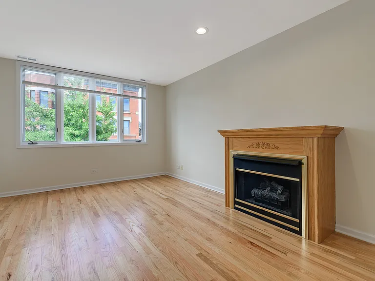 1255 N Cleaver St #1 — Photo 2