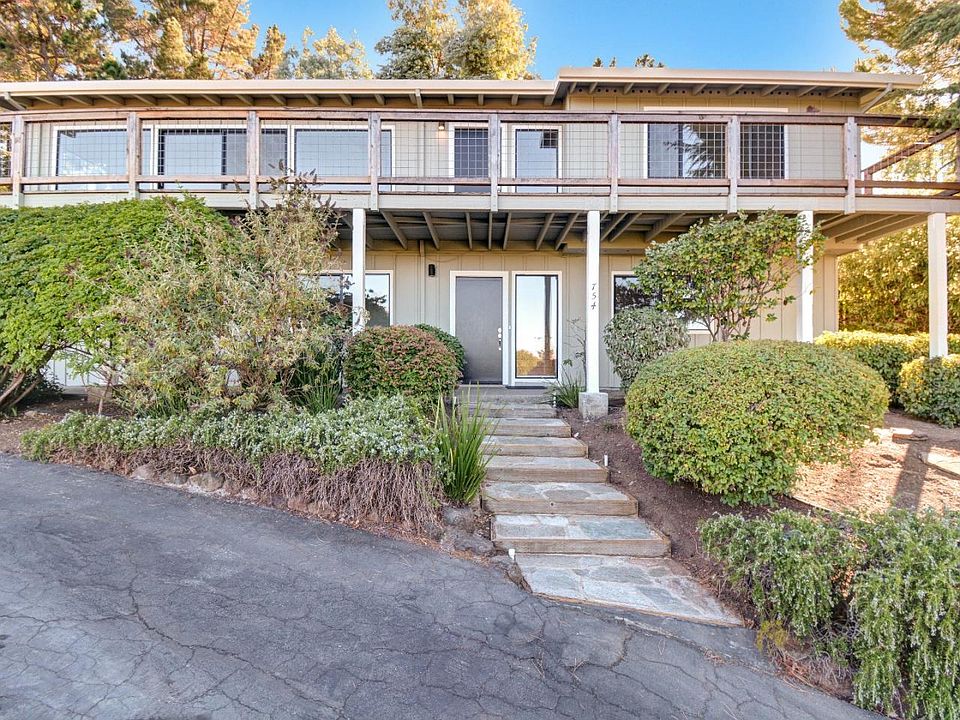 1st image of 754 Mayfield Ave