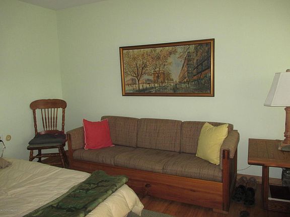 5th image of 364C Chesterfield Ct #364C