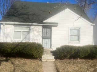 8490 Auburn St, Detroit, MI