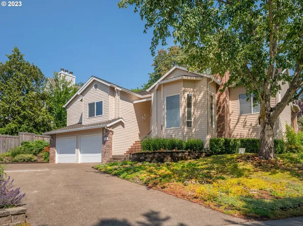 6569 SW Arranmore Ct, Portland, OR 97223
