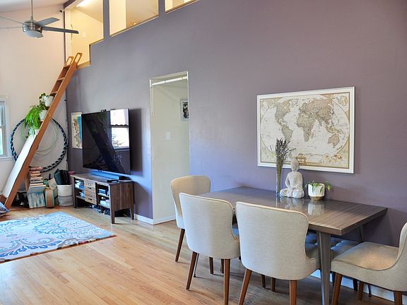 3rd image of 540 Hinman Ave APT 7
