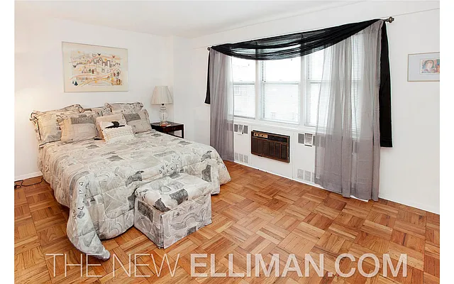 Sold by Douglas Elliman | media 27