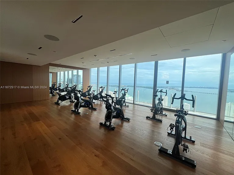300 S Biscayne Blvd #806E — Photo 25