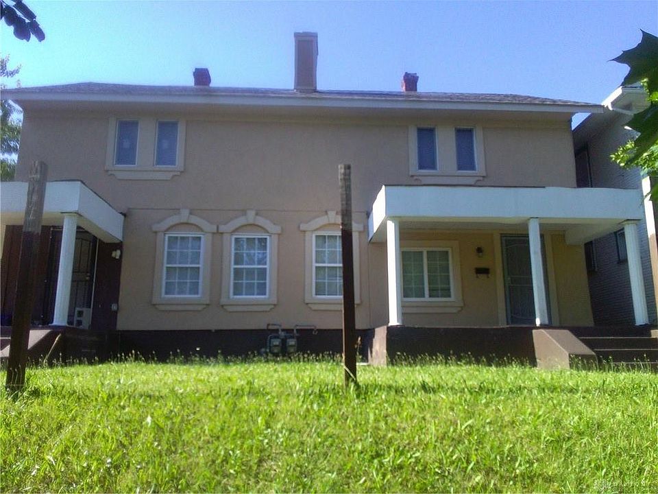 1st image of 921-923 Lexington Ave
