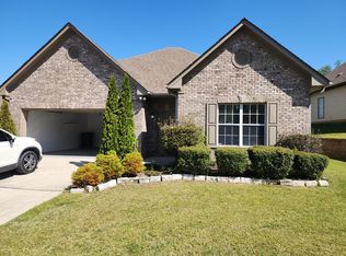 446 Savannah Cv, Calera, AL 35040