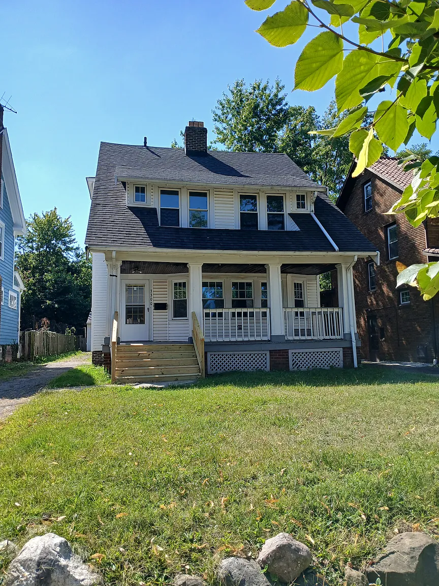 3300 Beechwood Ave photo 1