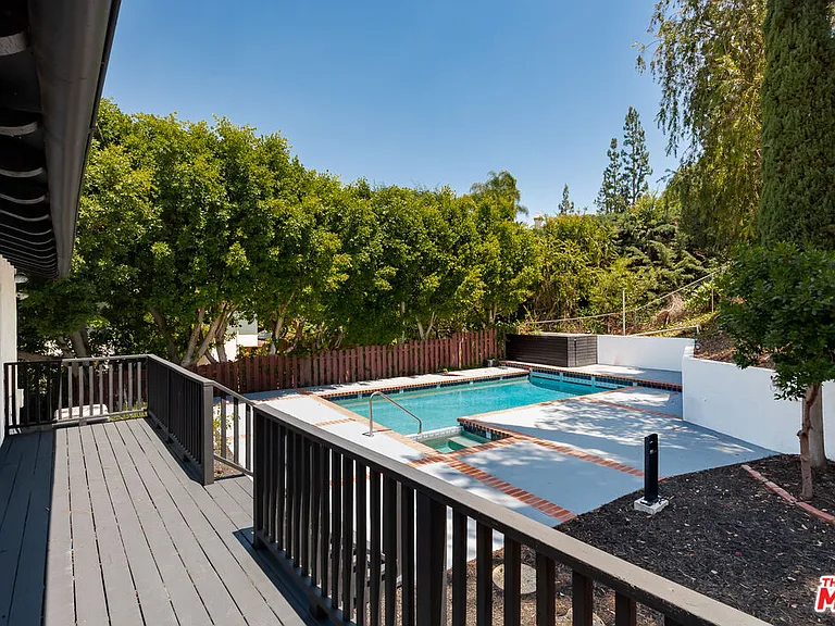 4491 Gayle Dr — Photo 40