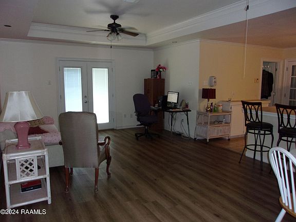 2nd image of 220 Emile St