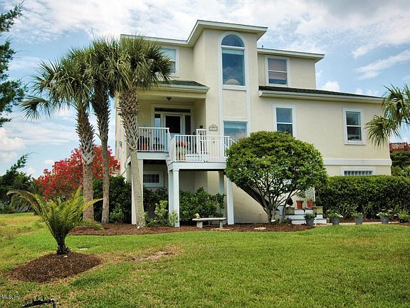 Front Exterior 1.jpg