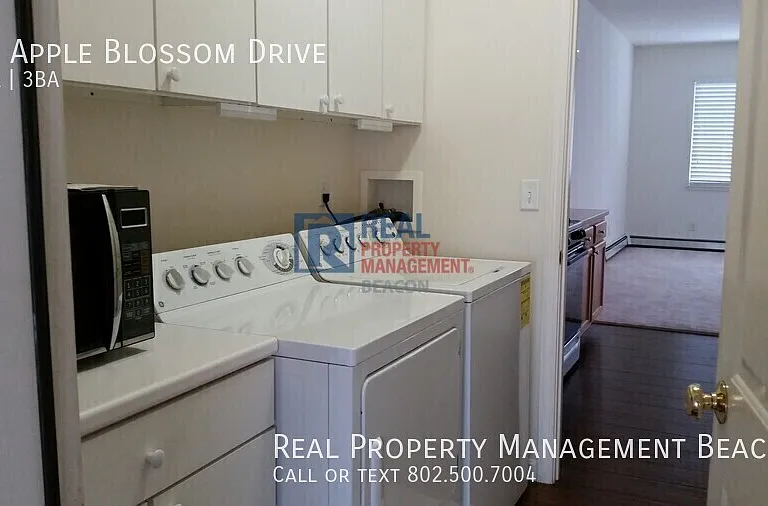 14 Apple Blossom Dr — Photo 15
